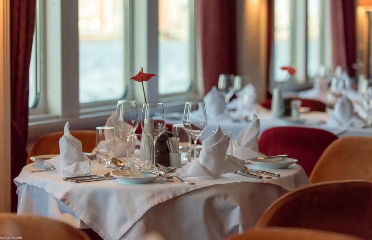 Select Ms Charles Dickens Neuss Hotel Exterior foto